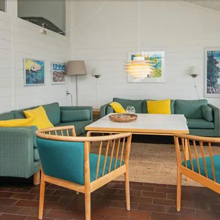 Σπίτι διακοπών 2 Bedroom Awesome In *